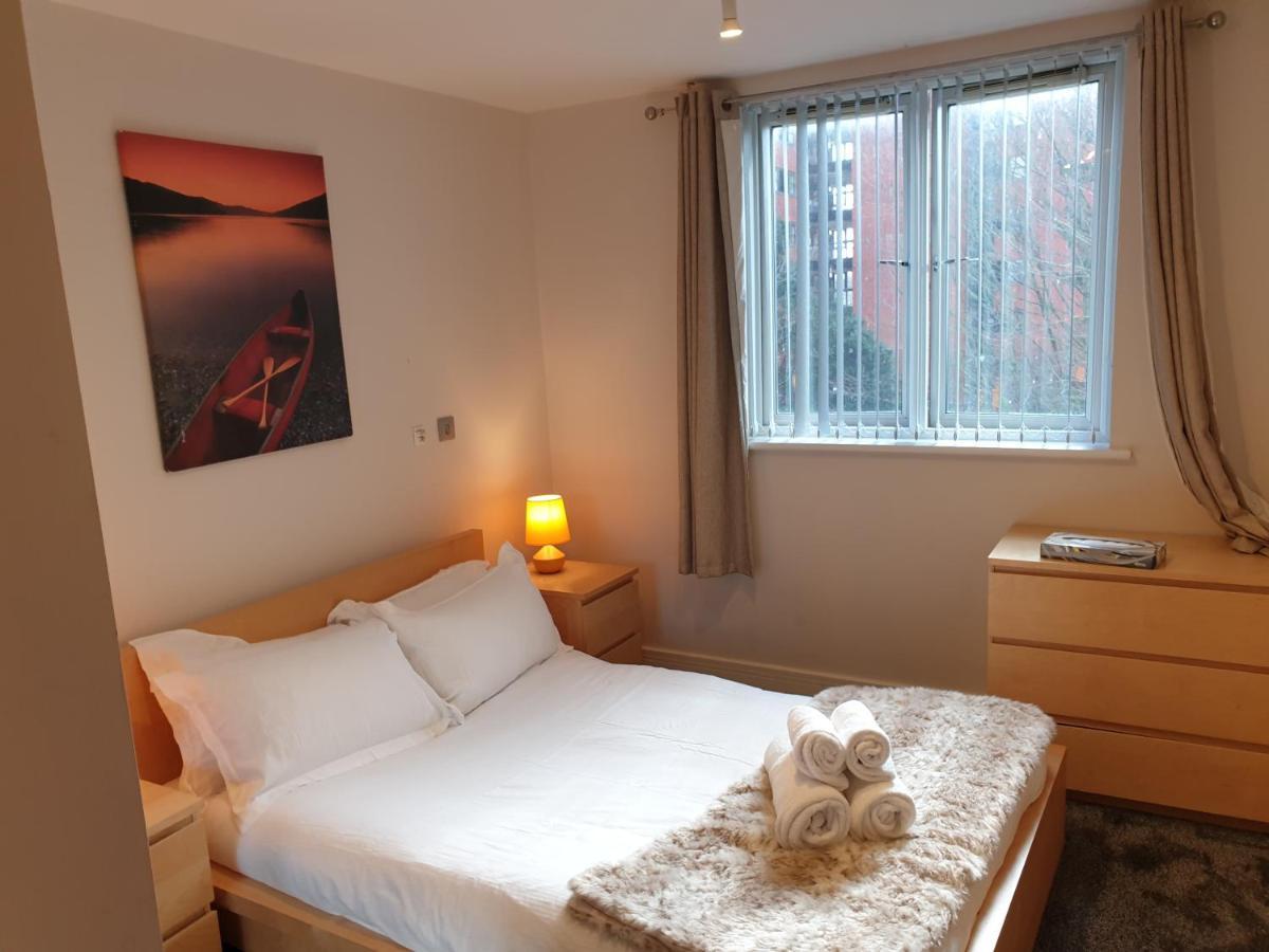 Birmingham Emerald, 2 Bedroom Apartment Bagian luar foto