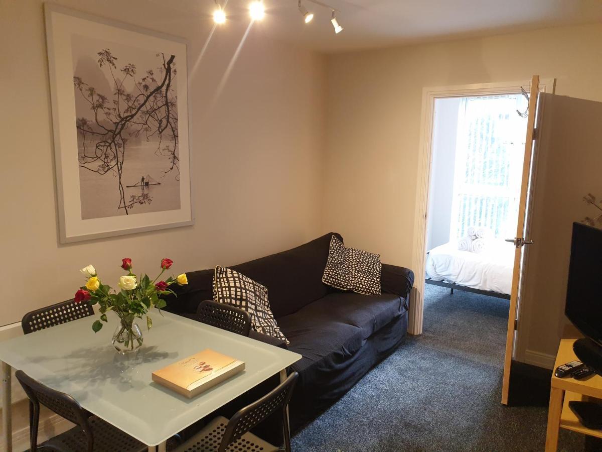 Birmingham Emerald, 2 Bedroom Apartment Bagian luar foto