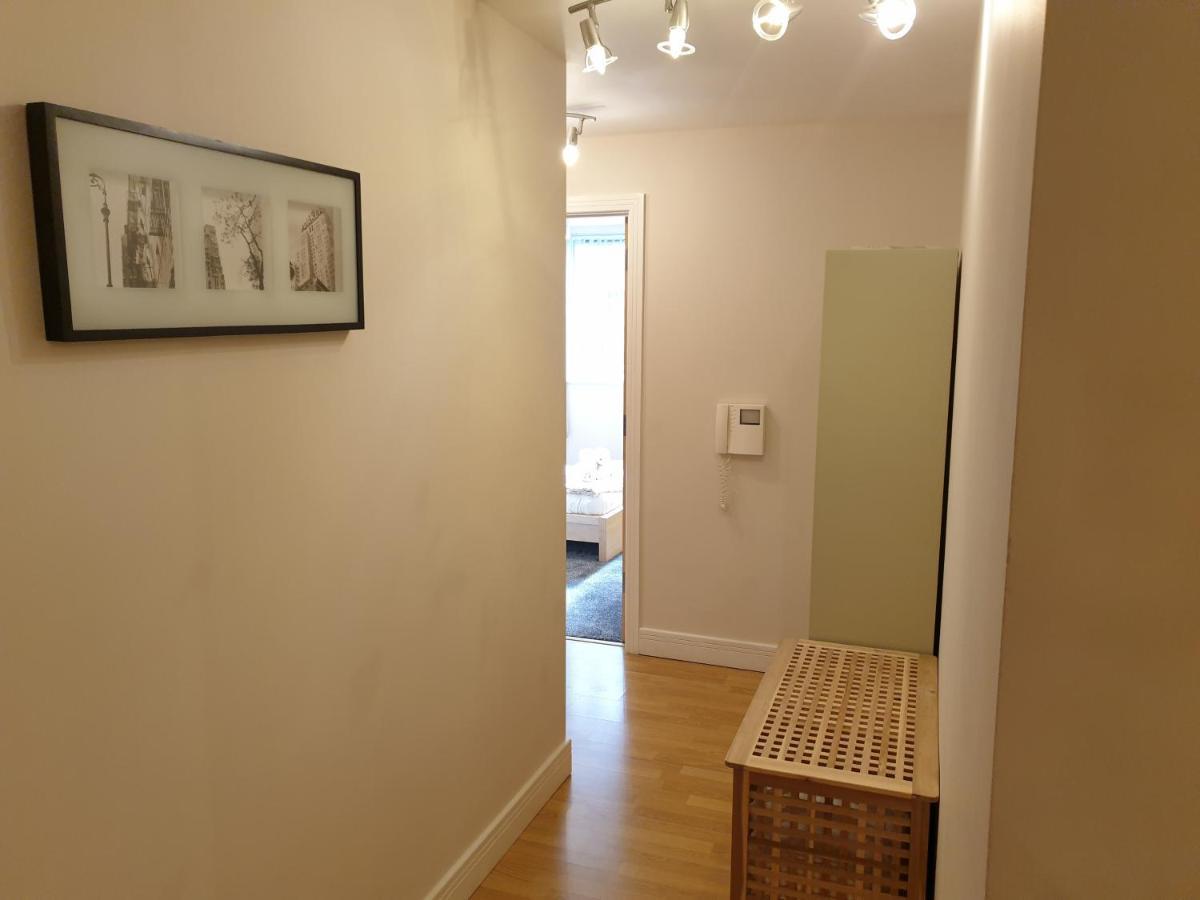 Birmingham Emerald, 2 Bedroom Apartment Bagian luar foto